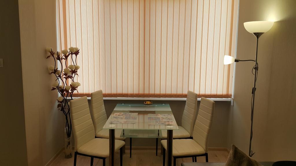 Apartment Plamen Delux ブルガス エクステリア 写真